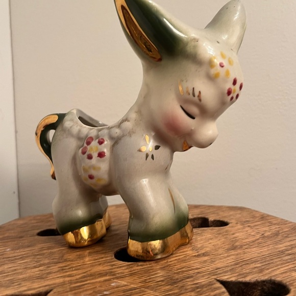 Vintage animal pot Charming Ceramic Donkey planter pot Figurine with Gold Accent - Picture 2 of 8